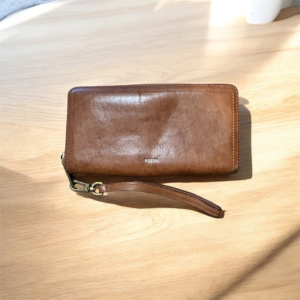 Fossil Tan Leather Clutch